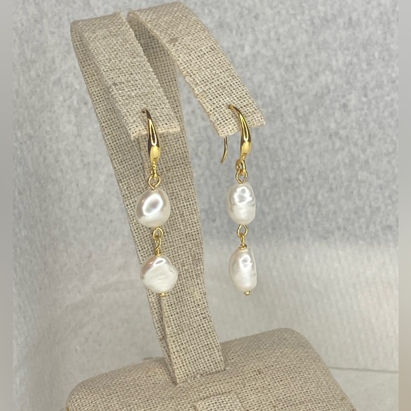 1992 Romina Collection Jewelry - 🔥Genuine 18K Gold over vintage Brass | Natural Baroque Pearls Earrings